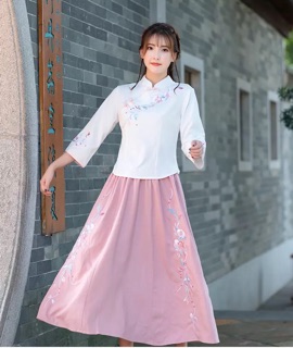 Sườn xám cách tân thêm màu lựa chọn