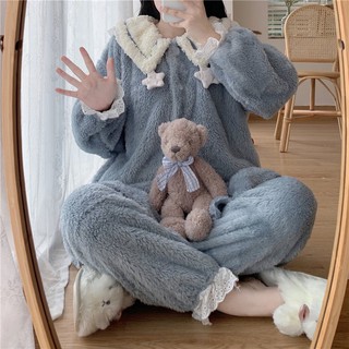 Bộ đồ ngủ nỉ bông tiểu thư cổ sen đính sao siêu dễ thương