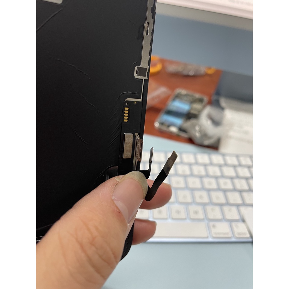 Màn 12/12pro zin ép kính tặng kèm bộ sửa thay thế.