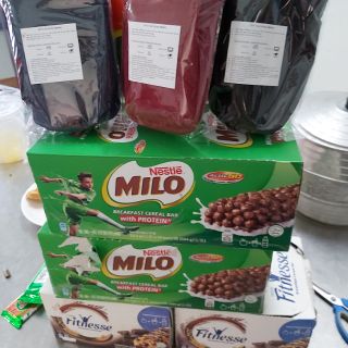 Tặng túi combo 24 thanh ngũ cốc milo hoặc fitnesse 23.5g / thanh