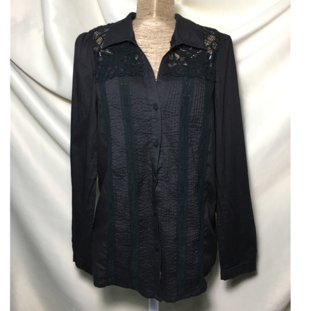 Áo sơ mi đen ren BCBGMaxazria auth size XL-USED