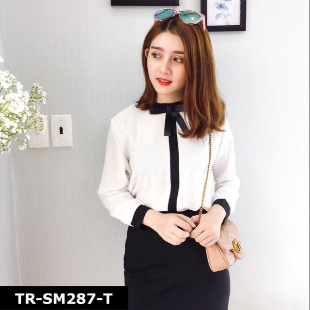 Áo sơ mi đính nơ cổ