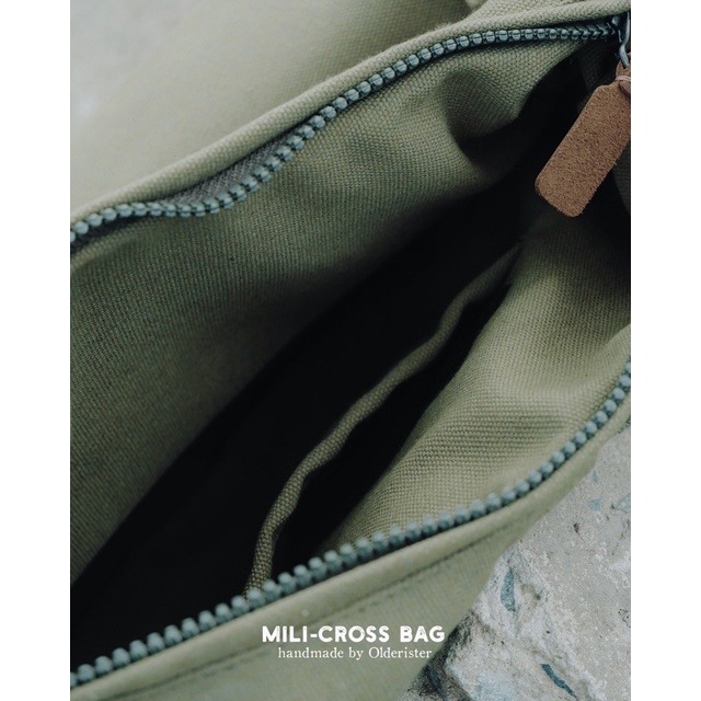 Túi đeo chéo Mili-Cross Bag - Màu xanh lính - thương hiệu Olderister - Tiệm Cũ Kĩ