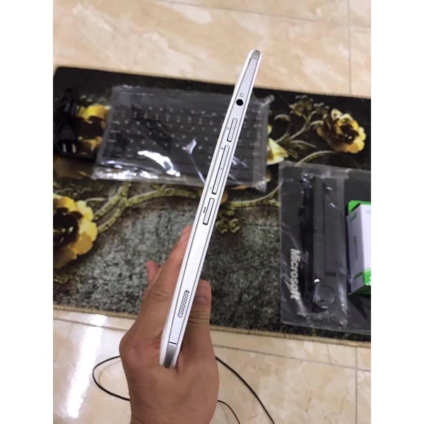 Máy tính tách đôi nhật fujisu Q584 | BigBuy360 - bigbuy360.vn