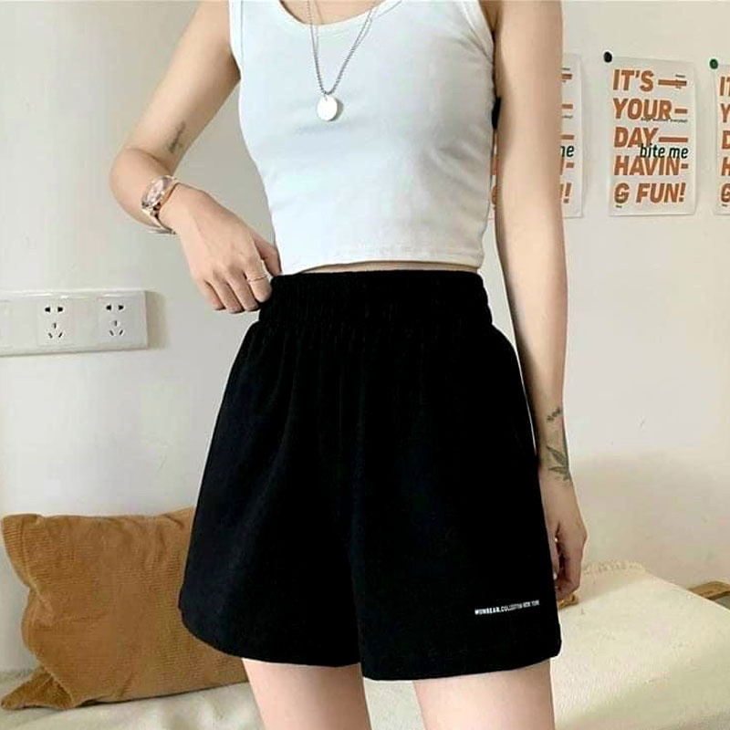 Quần short nữ K99, quần đùi ống rộng thêu chữ chất liệu cao cấp dày dặn rộng rãi thoải mái cho người mặc.