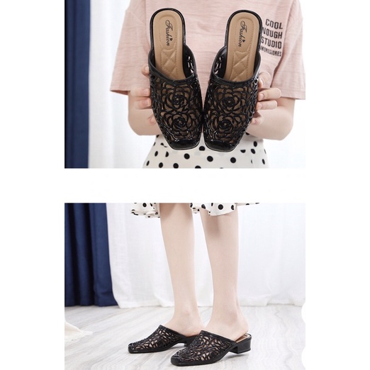 DÉP SỤC NHỰA DẺO CAO CẤP ĐI MƯA HÌNH HOA THỜI TRANG TRUNG NIÊN CAO 4CM