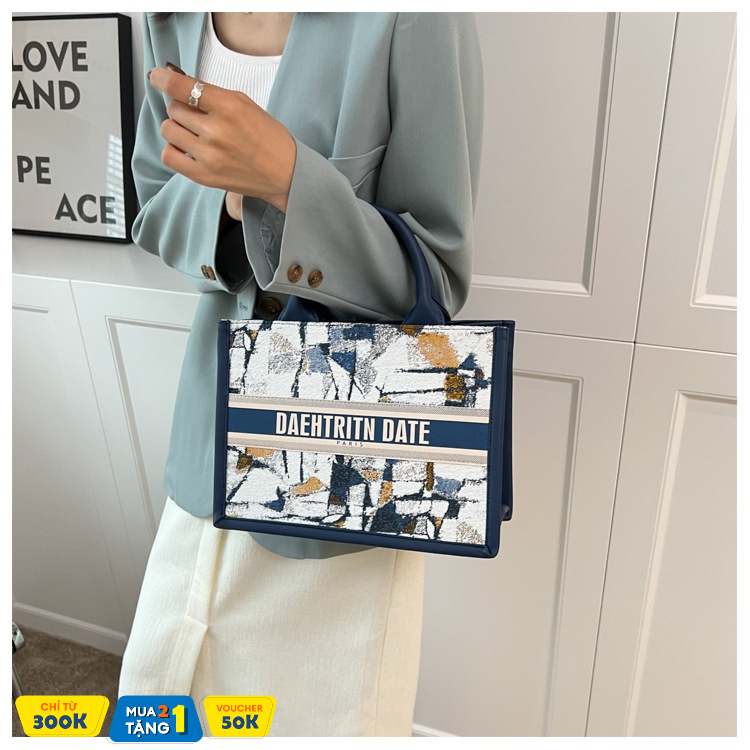 Túi xách nữ công sở họa tiết thêu cao cấp dày dặn, form cứng cáp