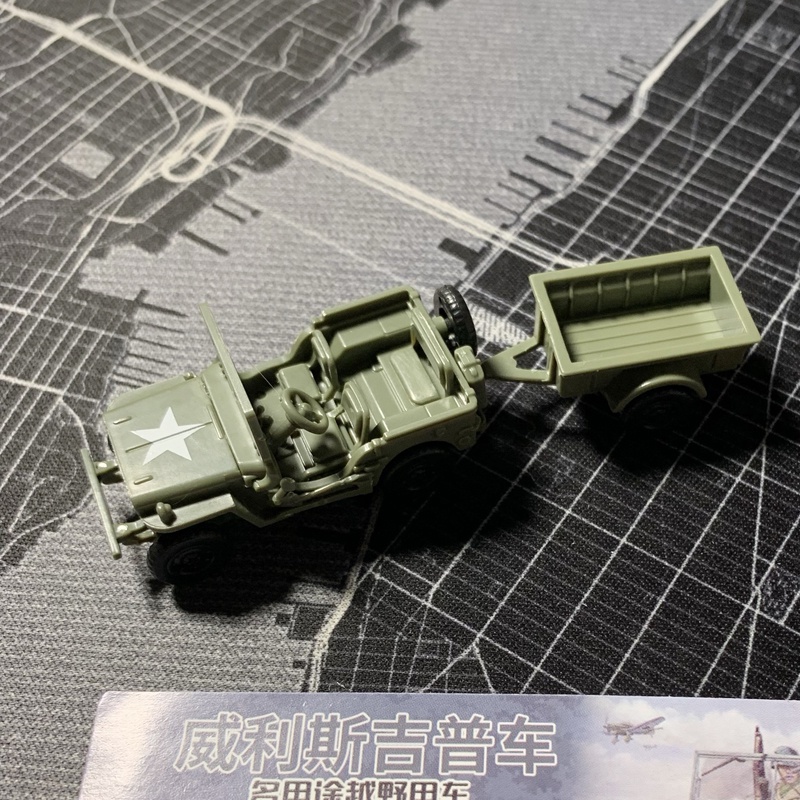 Mô Hình Xe Jeep 4D Lắp Ráp Bằng Nhựa