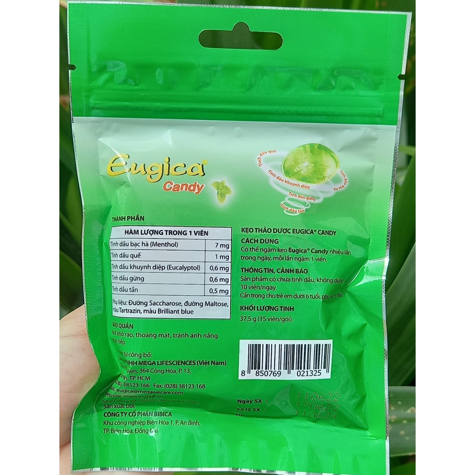 Túi 15 viên kẹo ngâm ho eugica (Mega). Eugica candy thảo dược giúp giảm ho, đau, rát họng, khàn tiếng.