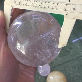 Combo cầu thạch anh hồng 1kg và 5 lọ đá ngũ sắc