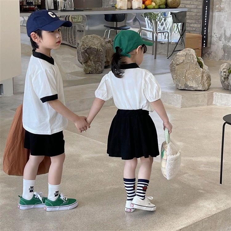 [Babycat] Hàng Có Sẵn Bộ Áo Thun Polo Tay Ngắn Và Chân Váy Ngắn Phong Cách Học Sinh Nhật Hàn Dành Cho Bé Trai Bé Gái Mặc Vào Mùa Hè