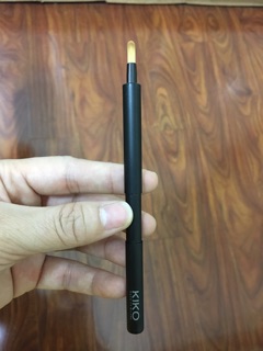 CỌ SON MÔI KIKO