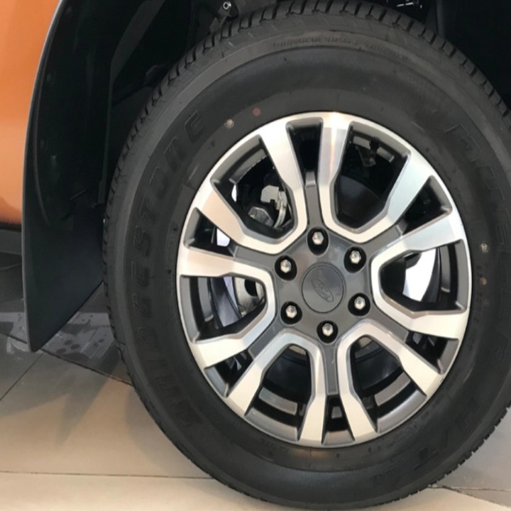 Logo chụp mâm, vành bánh xe ô tô Ford FORD70 đường kính 70mm đường kính chân gài 66mm