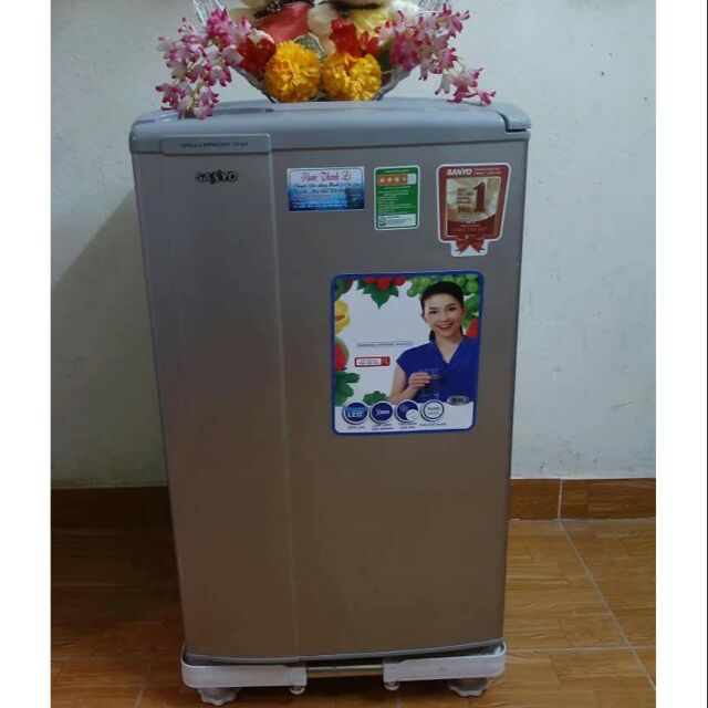 Thanh lí Tủ Lạnh Sanyo 90l Qua sử dụng tại Tp Hcm ( Không Ship Tỉnh )