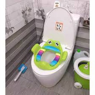 Lót bồn cầu hình ếch