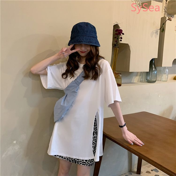 Áo Thun Tay Ngắn Dáng Rộng Thiết Kế Xẻ Quyến Rũ