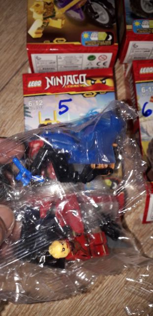 Lắp ráp LegoNinjago xe mô tô 1973 rất đẹp