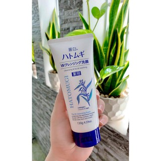 Sữa rửa mặt chiết xuất hạt ý dĩ Hatomugi
