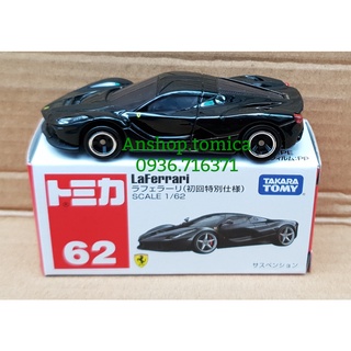 Mô hình siêu xe L a f e r r a r i màu đen tomica No62 (Có Hộp)