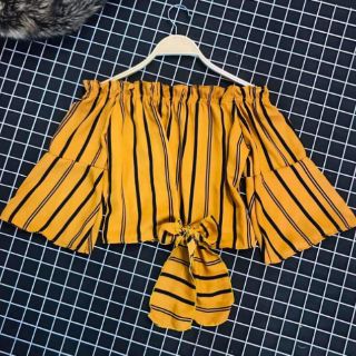 Áo trễ vai sọc cột nơ