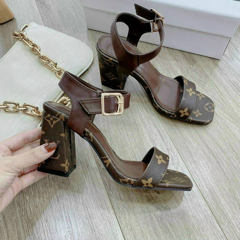 SANDAL GÓT 7CM QUAI LV