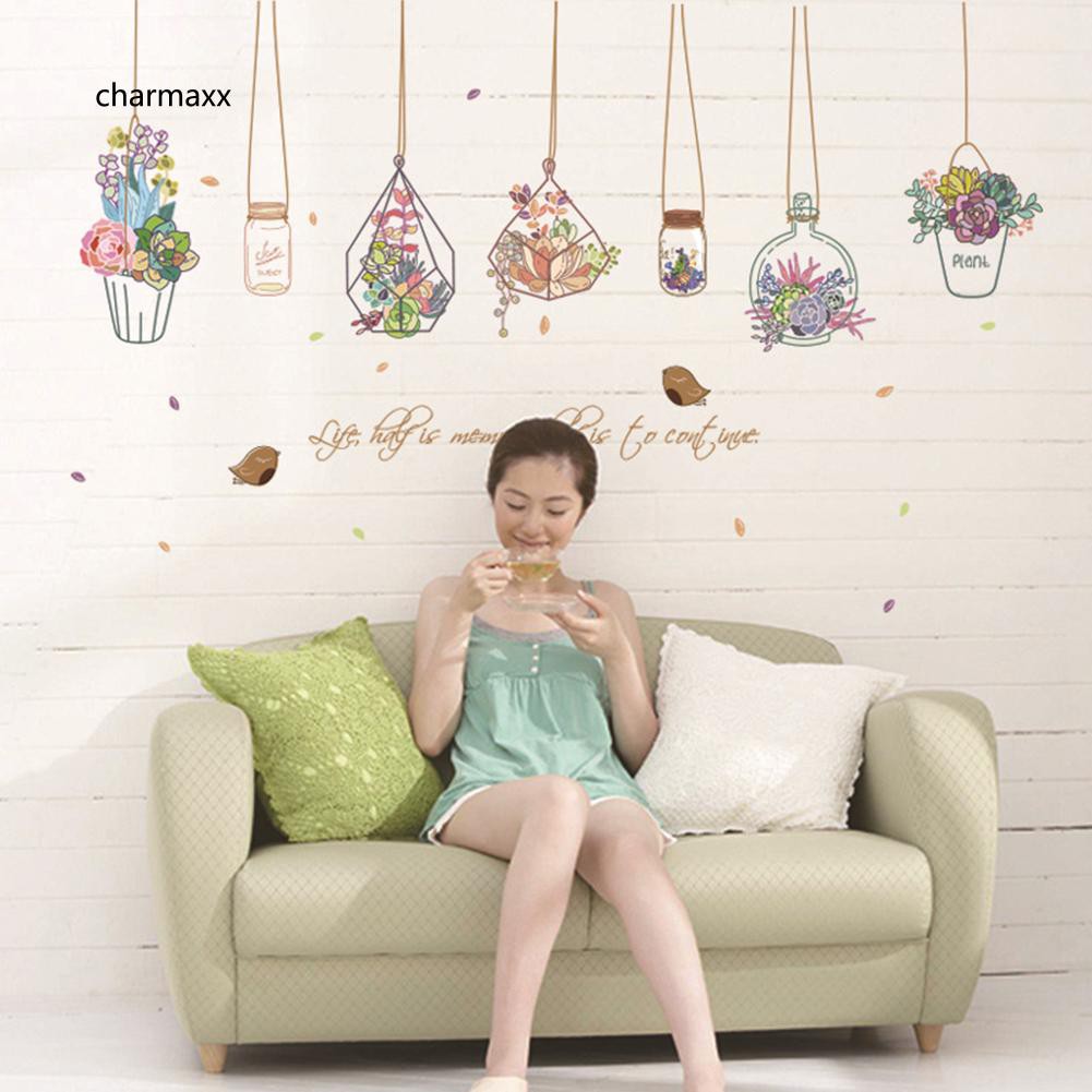 Giấy dán tường hình lọ hoa treo nhiều màu dễ thương | BigBuy360 - bigbuy360.vn