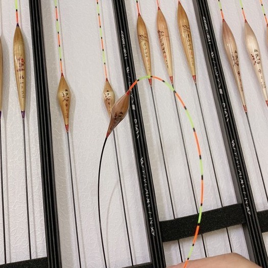 hộp phao cỏ chuyên câu đài hộp 3 quả