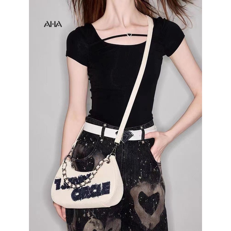 Túi xách AHA official denim cỡ lớn thêu họa tiết phối dây xích thời trang