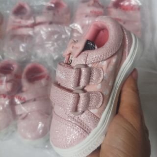 Giày thể thao cho bé size 20