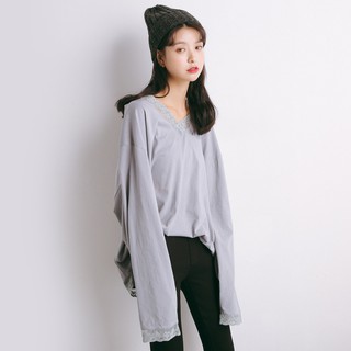 [M31] Áo thun cổ V phối ren EAL