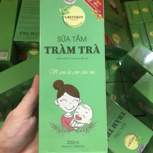 Sữa tắm tràm trà cho bé