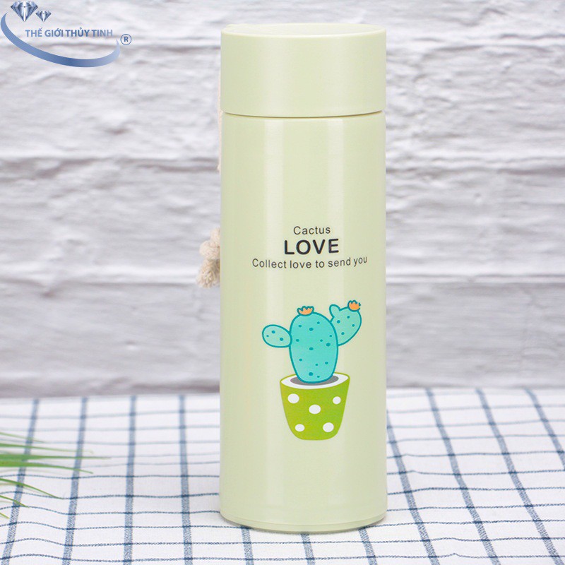 Bình Nước Thủy Tinh Bọc Nhựa Chữ Love 400ML – Họa Tiết Màu Ngẫu Nhiên