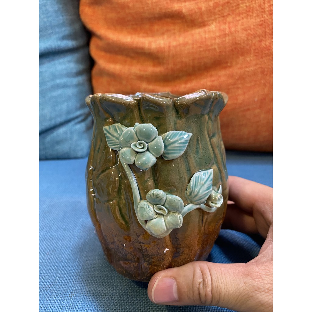 Chậu cây Gốm sứ men bóng vân hoa nổi - Size ( Đường kính x Cao ) 8x11cm