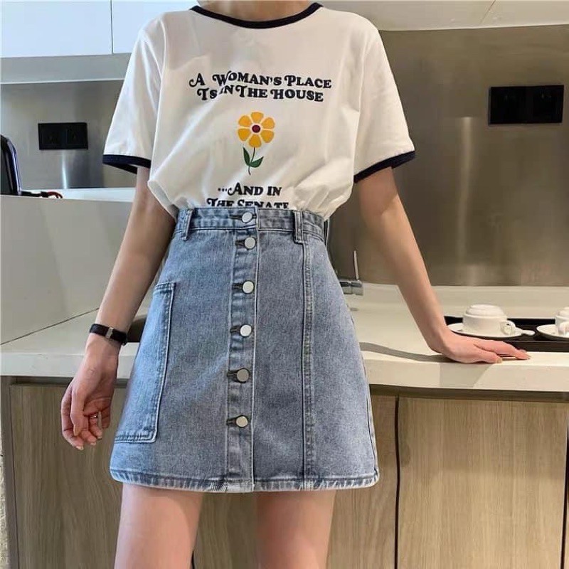 Chân váy bò cúc ngắn