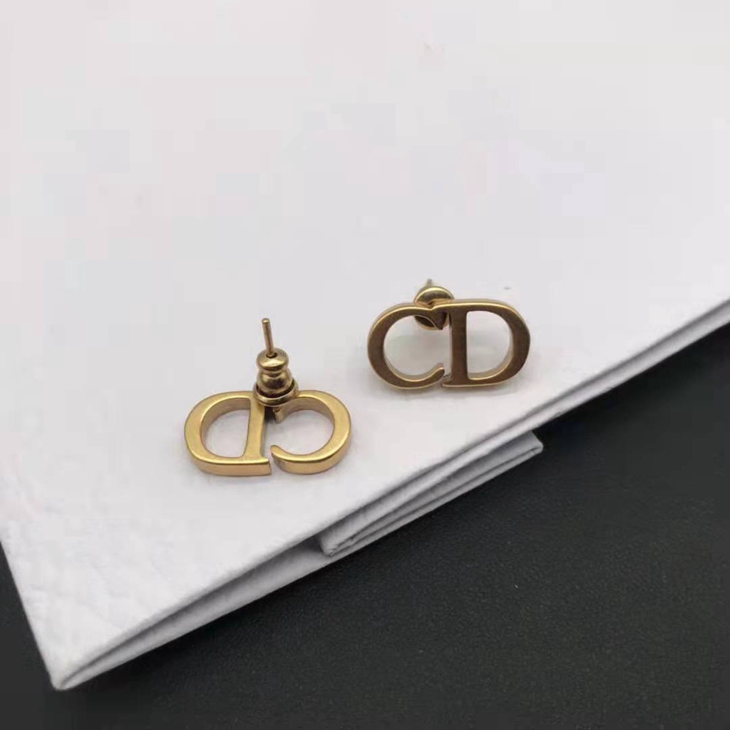 Khuyên Tai Nữ Trang Dáng Dài Tạo Hình Độc Đáo