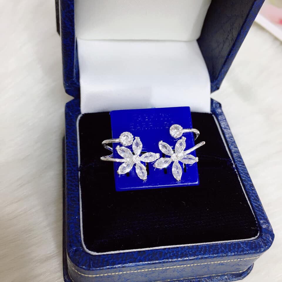 BÔNG TAI KẸP HOA 5 CÁNH LINH MIU SILVER