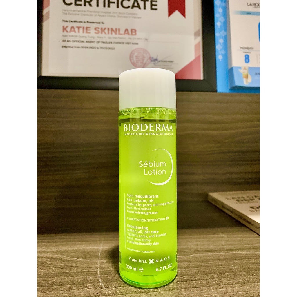 Toner giảm mụn, se khít lỗ chân lông Bioderma Sebium Lotion 200ml