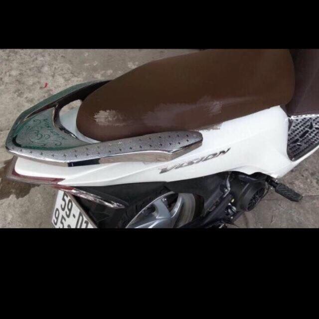 ỐP CẢNG SAU XE VISION CŨ 2011-2013