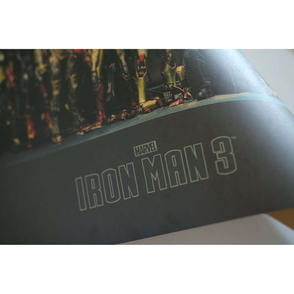 [ K072 ] Tranh treo tường poster tấm áp phích cỡ lớn 70*50cm trang trí về IRON MEN các loại áo giáp của iron