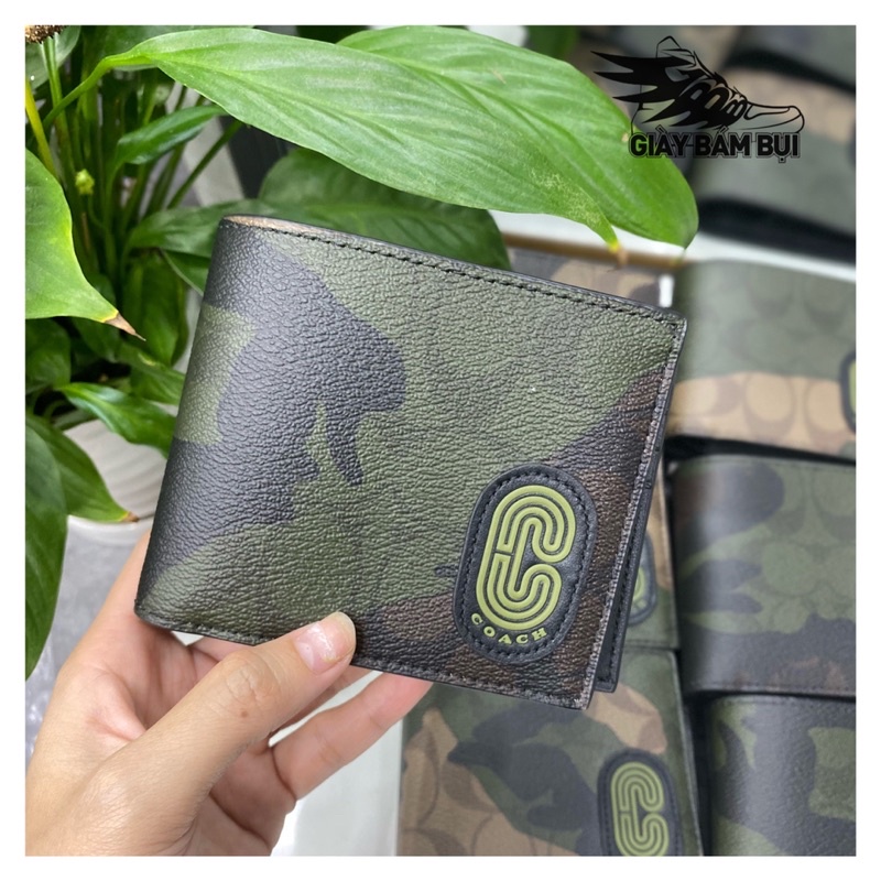 Ví chữ nhật gập Coach