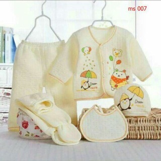 Set 5 chi tiết trần bông cho bé sơ sinh