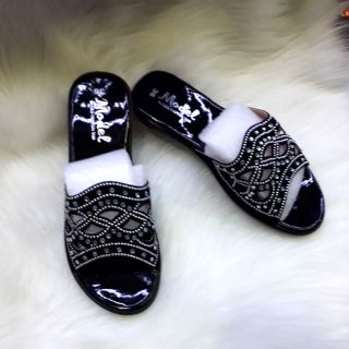 Dép bà đính đá họa tiết