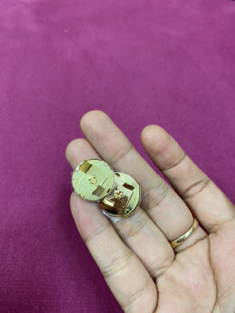 Nút hít 18 trắng và vàng hàng Nhật