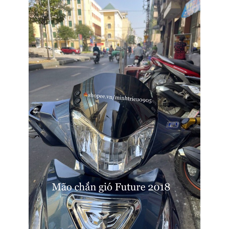 Mão chắn gió Future 2018