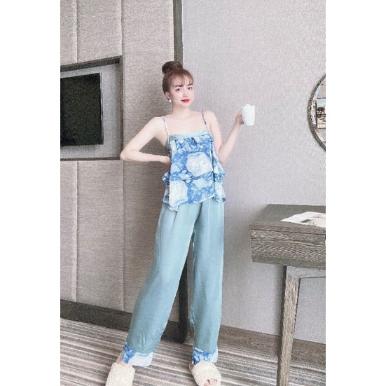 Bộ hai dây Áo voan, phối quần Satin, hoạ tiết siêu cưng