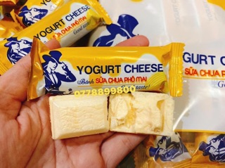 Bánh sữa chua phomai thơm ngon ( 2 cái )