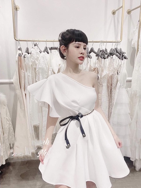 ( ẢNH VÀ VIDEO THẬT 10000% )  Đầm xoè lệch vai xếp li kèm phụ kiện