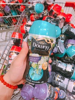Nước xả vải Downy
