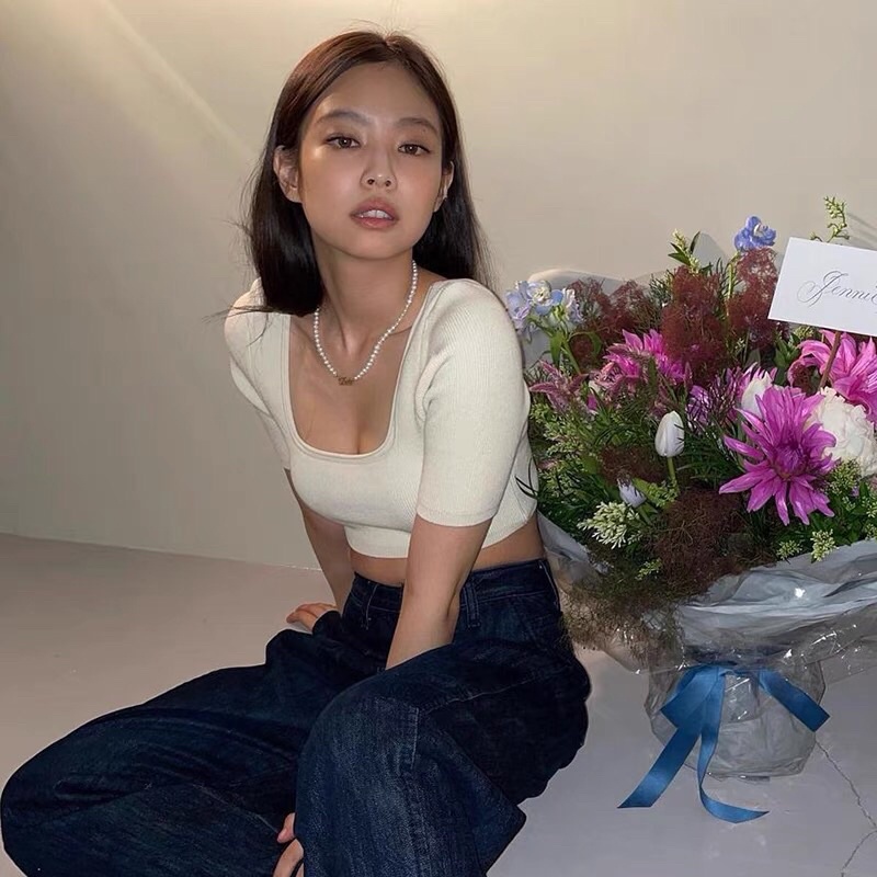 Áo thun croptop Slim solid color all-match top