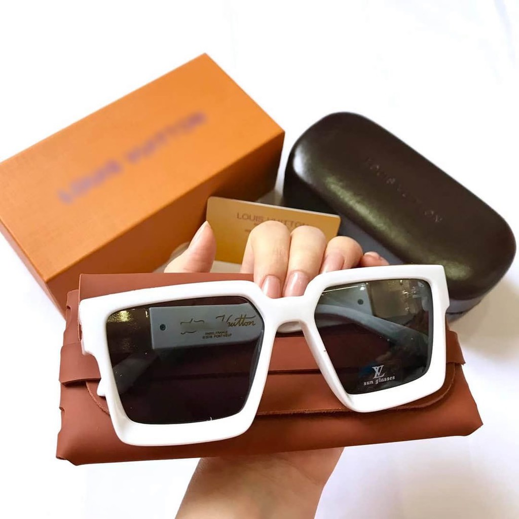 [VIDEO+ẢNH THẬT+FREESHIP]MẮT KÍNH HÀNG HIỆU CAO CẤP ĐẲNG CẤP PHIÊN BẢN CHỮ KÝ CỰC SANG